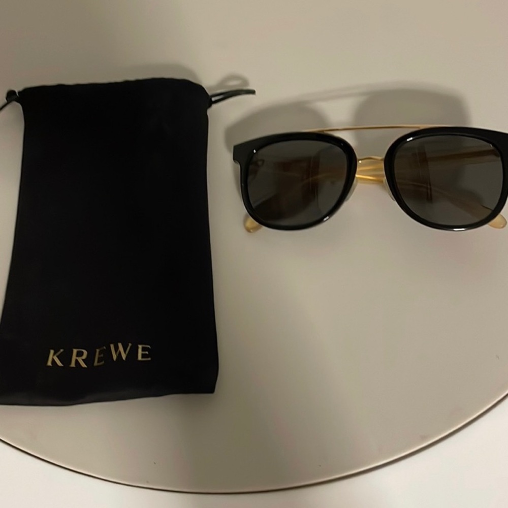 KREWE SUNGLASSES - Clio black and champagne 24k